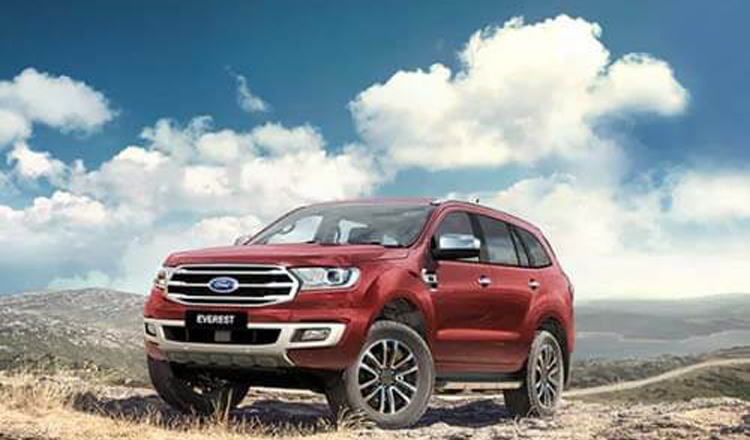 Cho Thuê Xe 7 chỗ Ford Everest tại Hà Nội