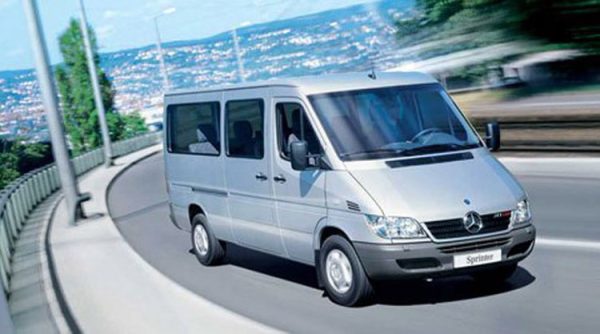 Cho Thuê Xe Mercedes Sprinter tại Hà Nội