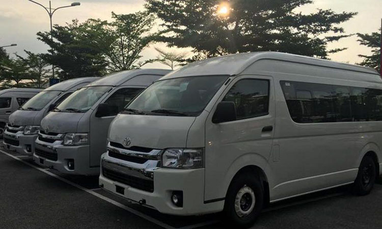 Giá Thuê Xe Toyota Hiace 16 chỗ tại Hà Nội