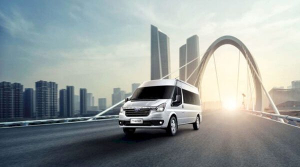 Thuê Xe 12 chỗ Ford Transit tại Hà Nội