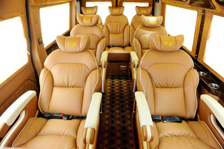 Thuê Xe Limousine 10 chỗ giá rẻ