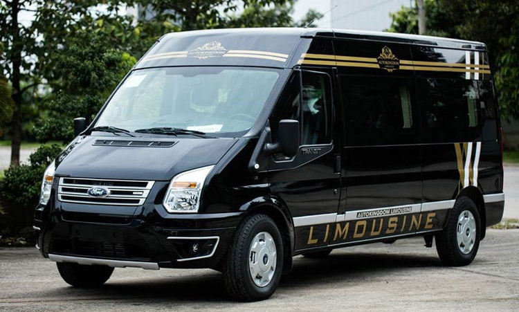 Thuê Xe Limousine 10 chỗ Hà Nội