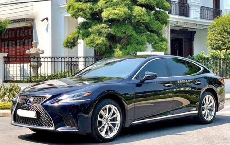 Cho Thuê Xe Lexus tại Hà Nội