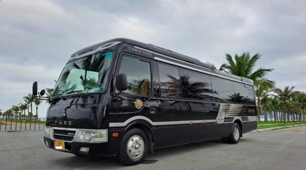 Cho Thuê Xe Limousine 18 chỗ Hà Nội