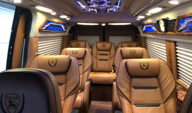 Nội thất Xe Limousine Hà Nội Hạ Long